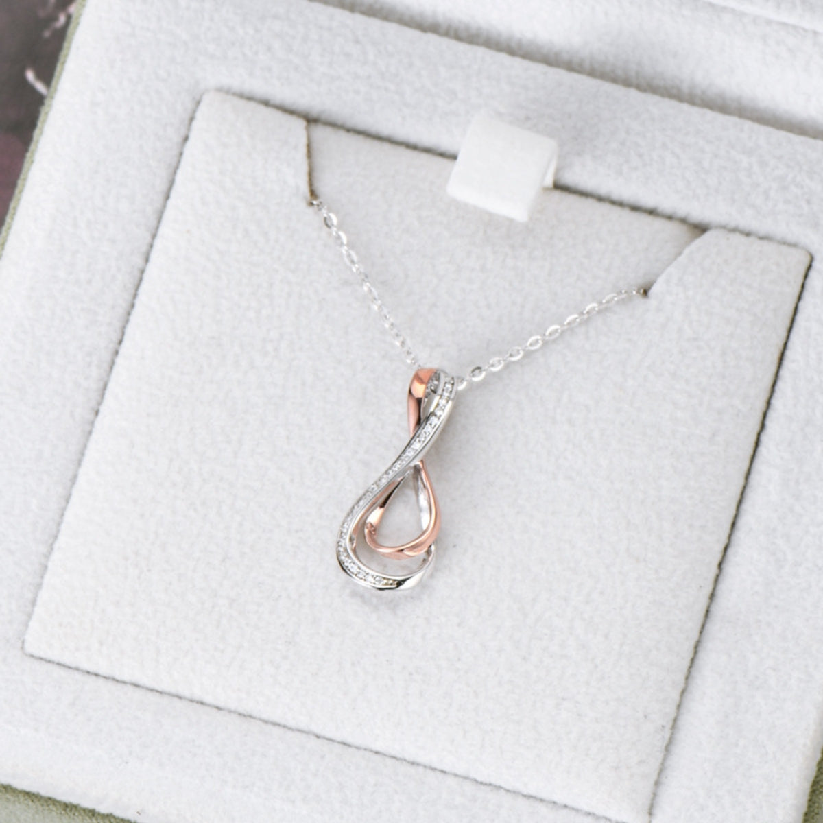 925 Sterling Silver Inlaid Moissanite Infinity Pendant Necklace - Elegant 21