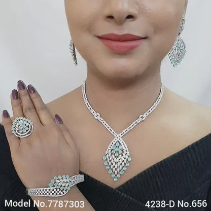 A Masterpiece | Handcrafted Traditional Jewellery Set