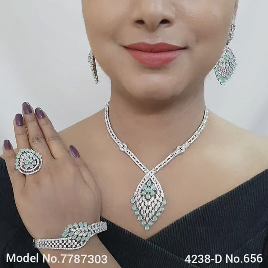 A Masterpiece | Handcrafted Traditional Jewellery Set